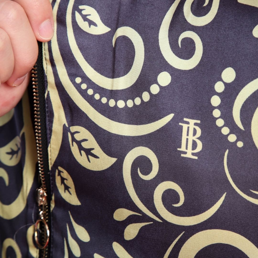 Black - Founder's Exclusive Jacket By Idzu - Edisi Cahaya